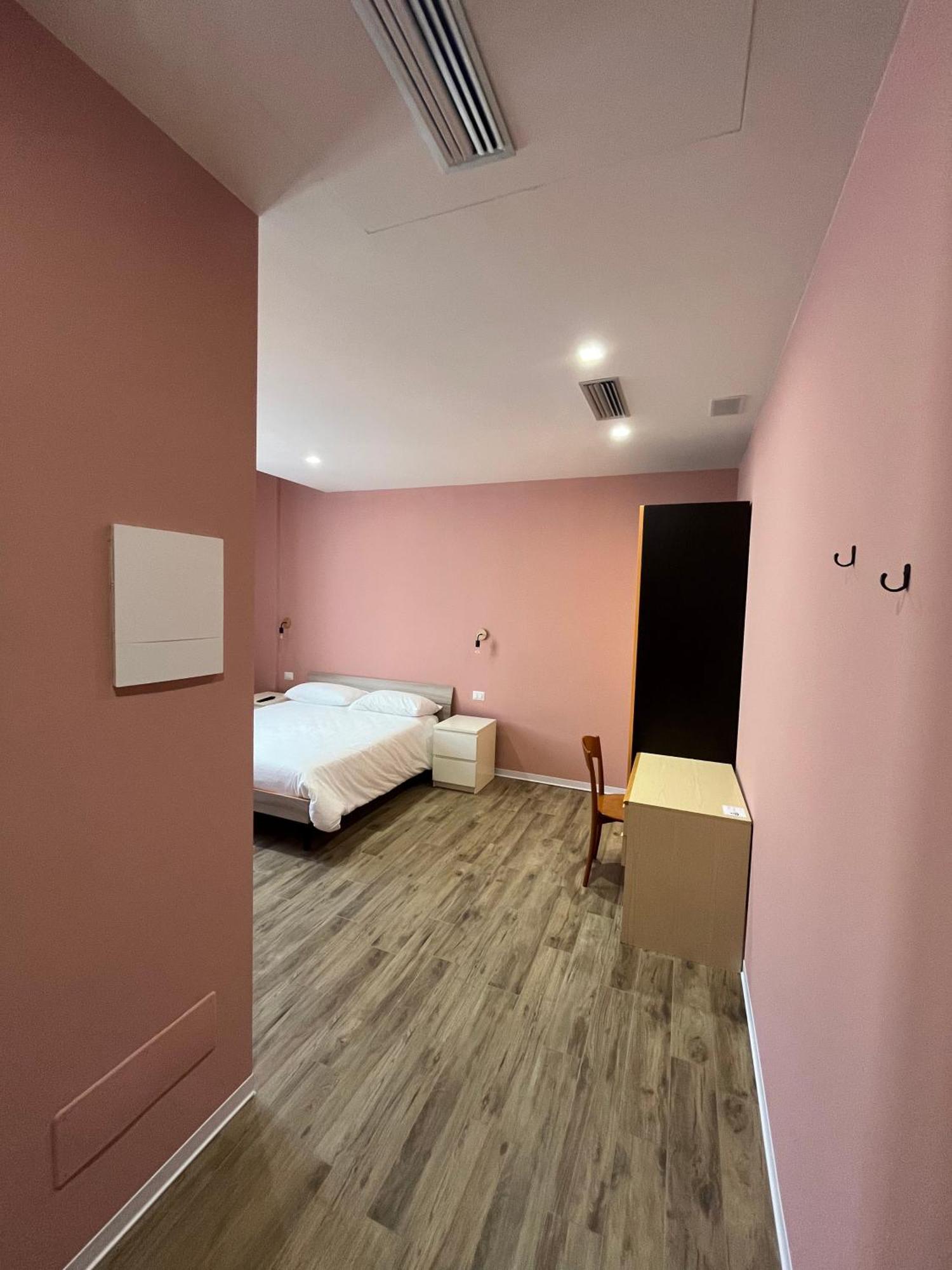 Casa Nel Borgo Di Capraia มอนเตลูโป ฟิโอเรนติโน ภายนอก รูปภาพ